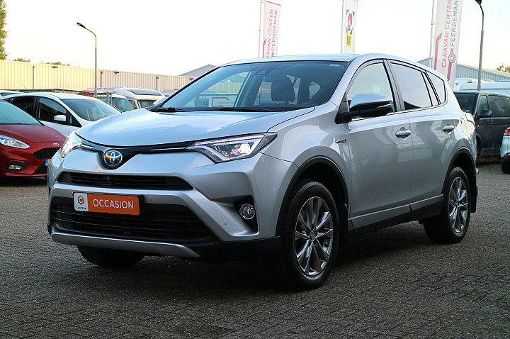 Toyota RAV4 2.5 Hybrid AWD Executive | Pano | Trekhaak 1650 KG! |