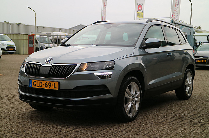 SKODA Karoq 1.0 TSI Style Business | Navi | Carplay | Trekhaak! |