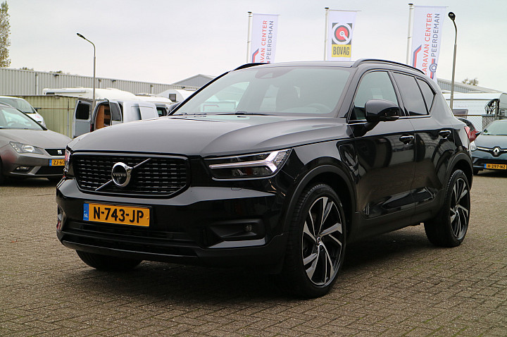 Volvo XC40 1.5 T4 Recharge R-Design **VERKOCHT**